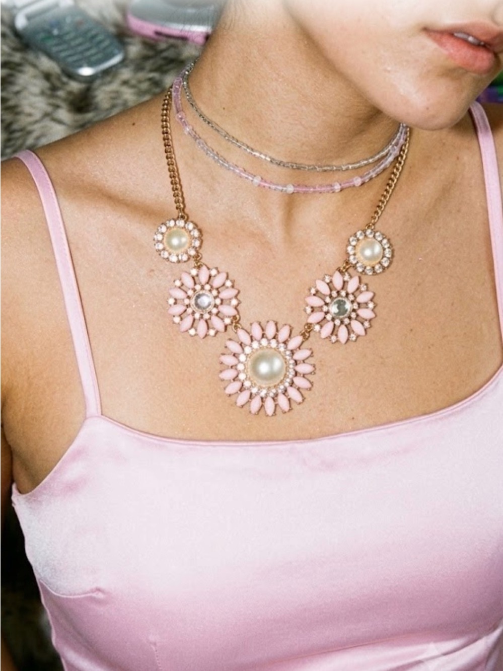 Pink Pearl Floral Statement Necklace Y2K Flower Jewelry Women Daisy Chain